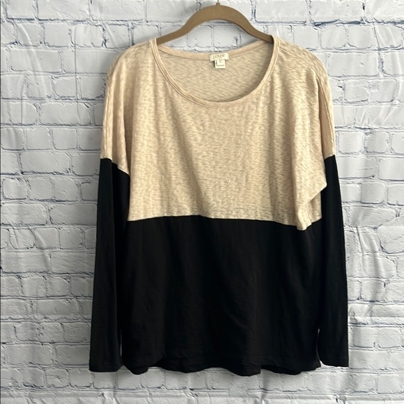 J. Crew Black and Cream Colorblock Long Sleeve lightweight sweater Womans size S - Picture 1 of 3